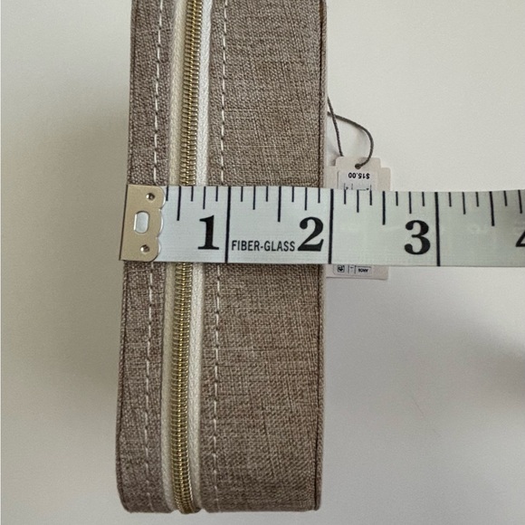 A New Day Brown Travel Jewelry Organizer Storage Case NWT - Picture 9 of 9